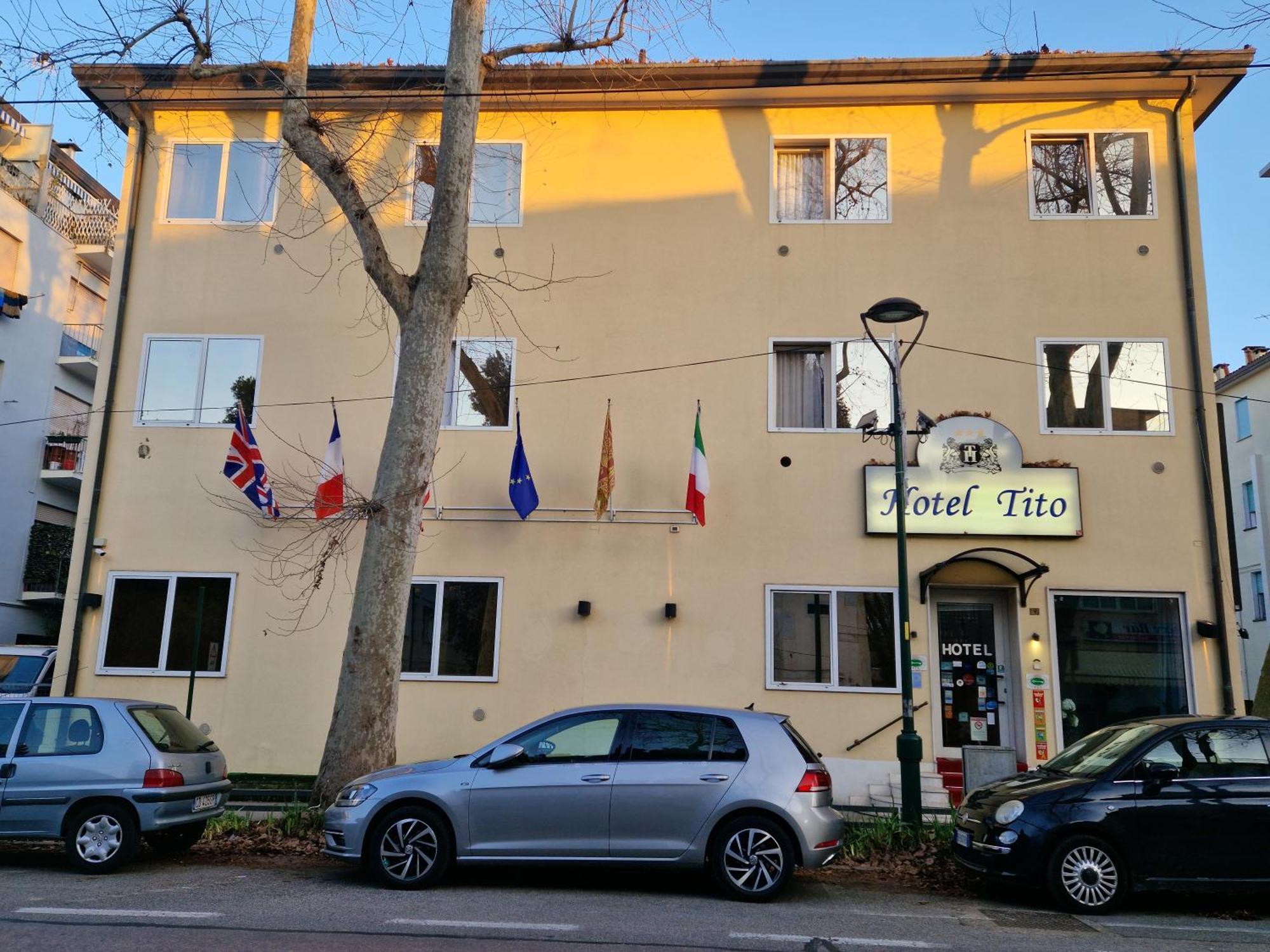 Hotel Tito Mestre Kültér fotó