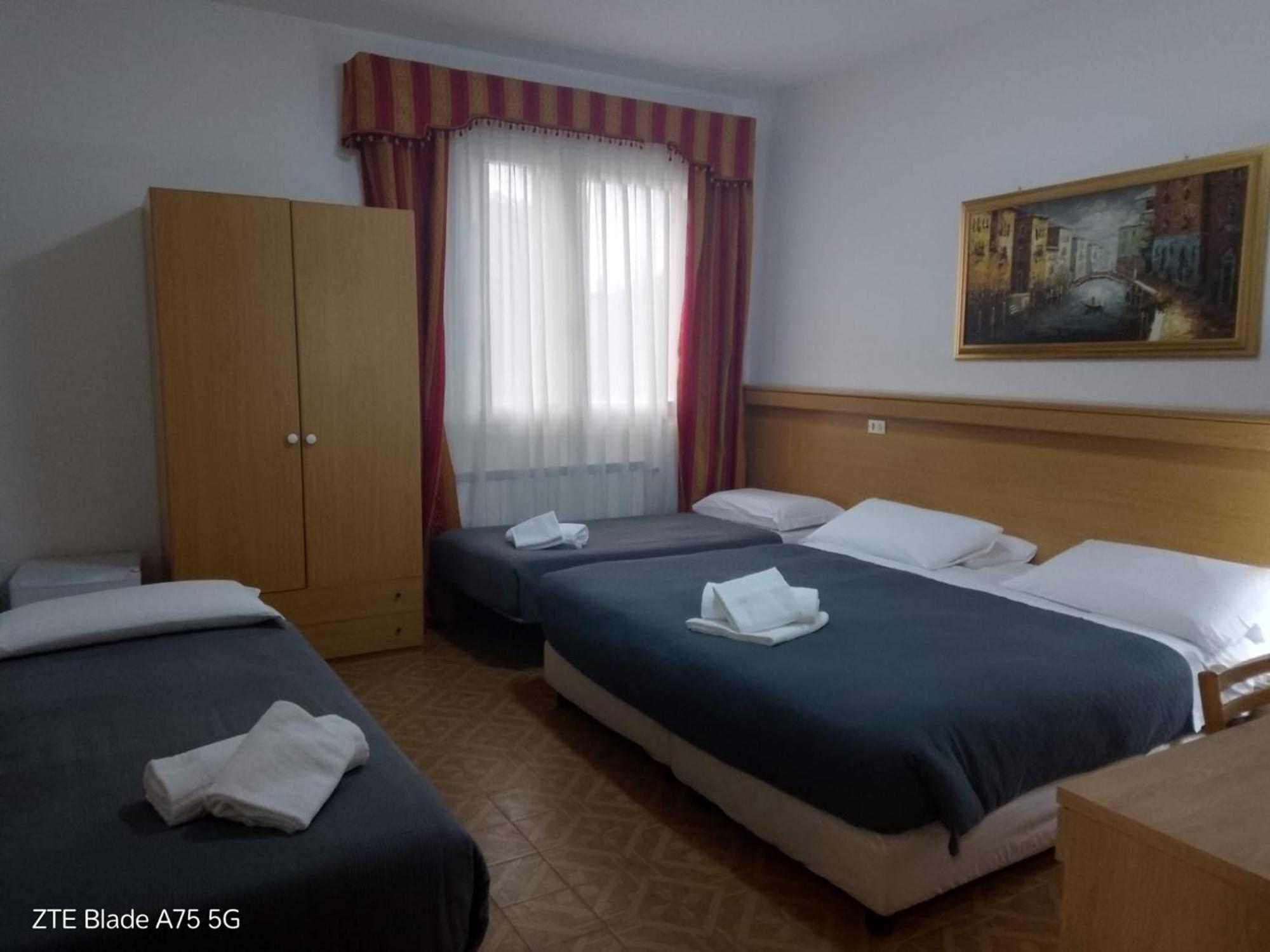 Hotel Tito Mestre Kültér fotó